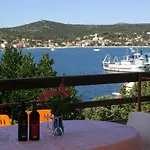 By The Sea Vinisce, Trogir - 1166 Apartament Vinišće