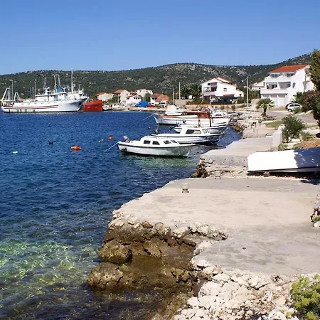 By The Sea Vinisce, Trogir - 1166 *